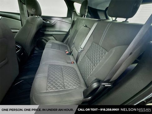 Used 2020 Chevrolet Blazer LT image 23