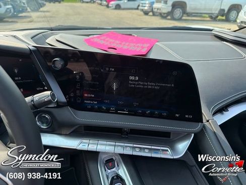 Used 2026 Chevrolet Corvette Stingray Premium Conv w/ Z51 Performance Package RWD image 19