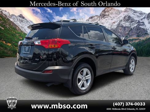Used 2014 Toyota RAV4 XLE FWD image 21