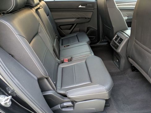 Used 2023 Volkswagen Atlas Cross Sport SE image 23