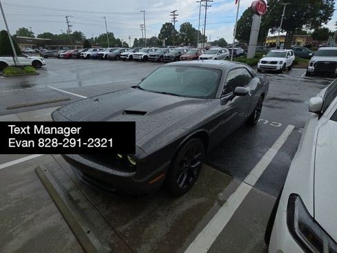 Used 2022 Dodge Challenger SXT w/ Blacktop Package RWD image 2