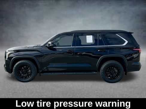 Used 2025 Toyota Sequoia SR5 AWD/4WD image 9