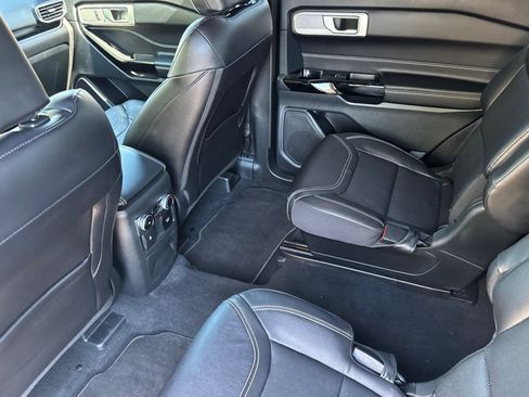 Used 2023 Ford Explorer ST w/ Equipment Group 401A AWD/4WD image 15
