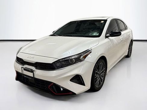 Used 2023 Kia Forte GT-Line w/ GT-Line Premium Package image 3