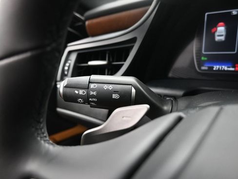 Used 2023 Lexus ES 250 w/ Premium Package AWD/4WD image 34