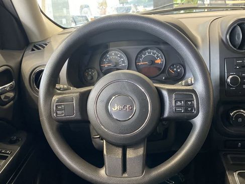 Used 2017 Jeep Patriot Sport w/ Power Value Group image 16