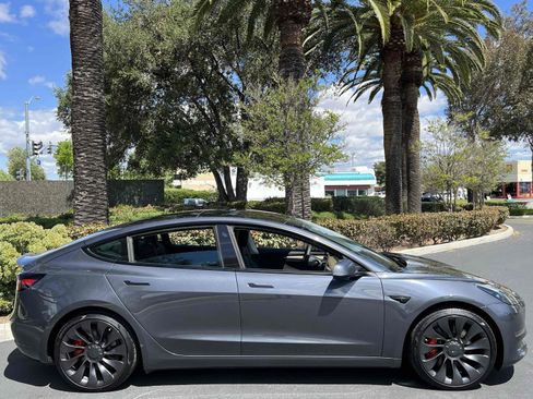 Used 2023 Tesla Model 3 Performance image 17