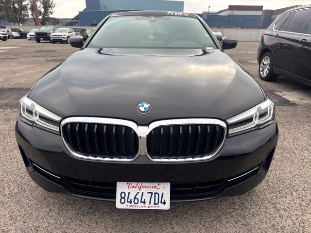 Used 2022 BMW 530i w/ Convenience Package RWD image 2
