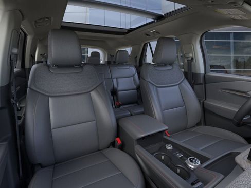 New 2025 Ford Explorer Active w/ Active Comfort Package image 10