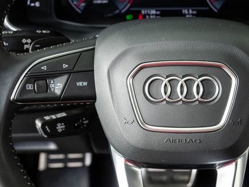Used 2020 Audi Q8 Prestige AWD/4WD image 10