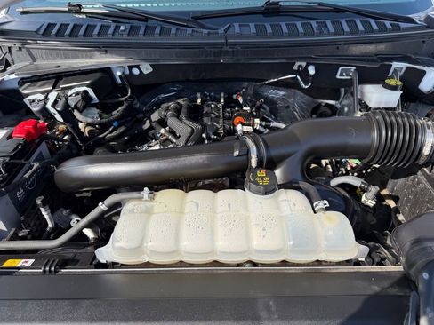 Used 2024 Ford Expedition Limited image 40