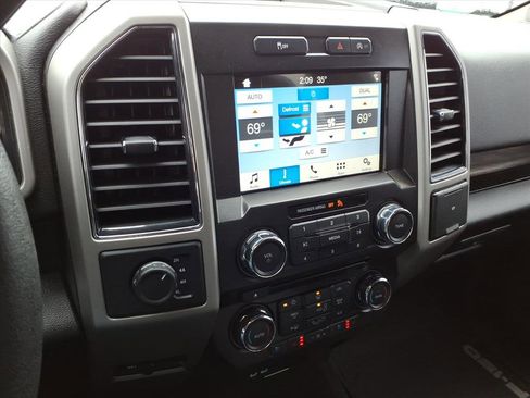 Used 2018 Ford F150 Lariat image 22