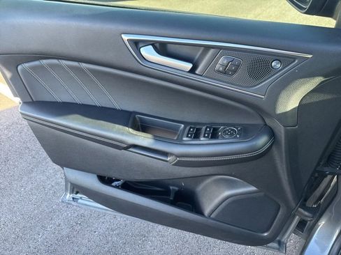 Used 2021 Ford Edge ST w/ Equipment Group 401A image 18