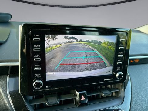 Used 2021 Toyota Corolla LE FWD image 22