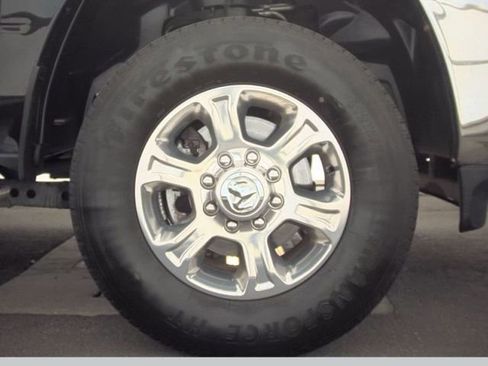 Used 2024 RAM 2500 Big Horn image 41