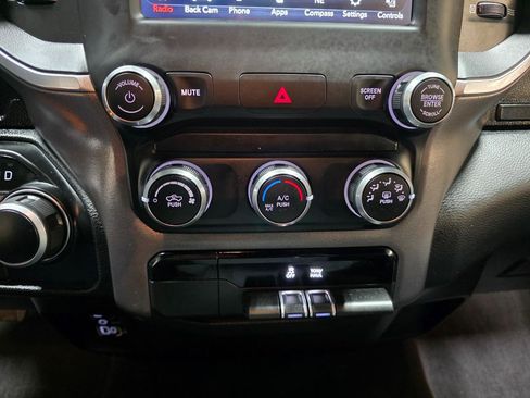 Used 2021 RAM 1500 Big Horn image 33