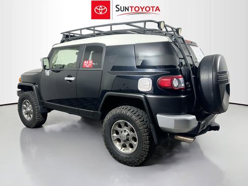 Used 2013 Toyota FJ Cruiser 4WD image 6