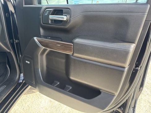 Used 2019 Chevrolet Silverado 1500 LT Trail Boss image 23