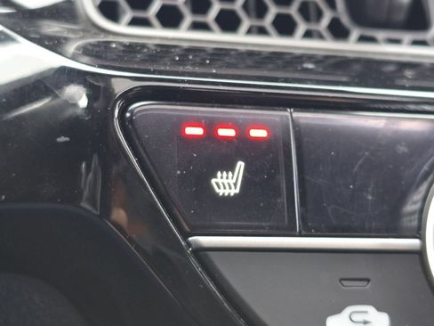 Used 2024 Honda Civic Sport Touring image 6