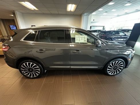 Certified 2022 Lincoln Nautilus Black Label w/ Cargo Utility Package AWD/4WD image 4