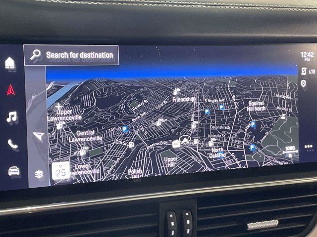 Certified 2022 Porsche Cayenne AWD/4WD image 28