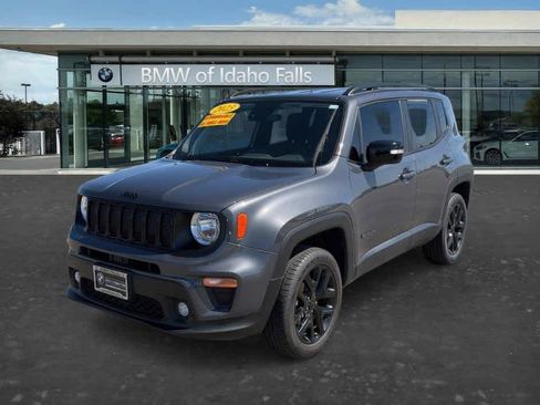Used 2023 Jeep Renegade Altitude AWD/4WD image 3