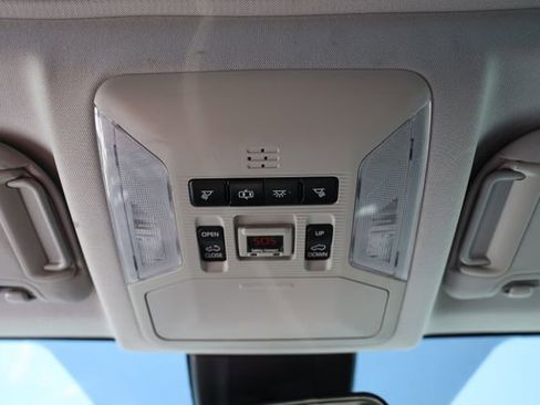 Used 2019 Toyota RAV4 XLE w/ All Weather Liner Package AWD/4WD image 34