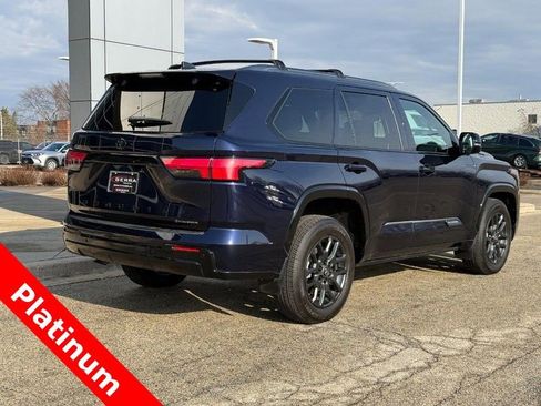 Used 2025 Toyota Sequoia Platinum AWD/4WD image 3