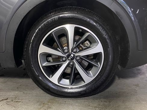 Used 2019 Kia Sorento EX FWD image 11