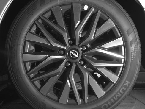 Used 2026 Nissan Altima 2.5 SV FWD image 17