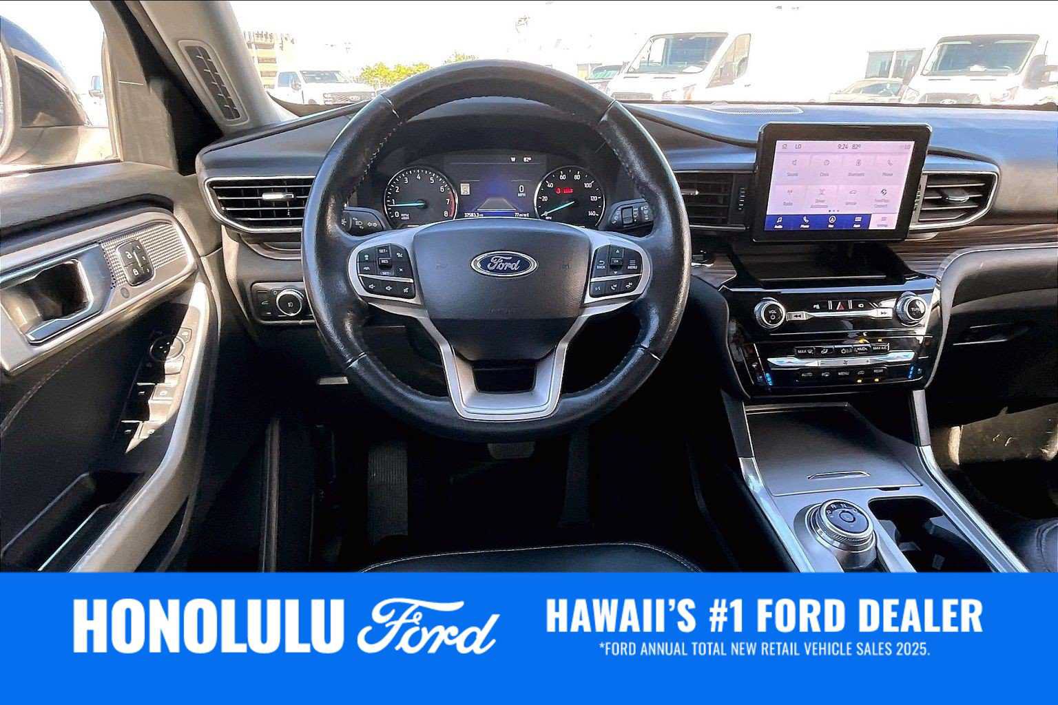 Used 2022 Ford Explorer Limited w/ Equipment Group 301A RWD image 14