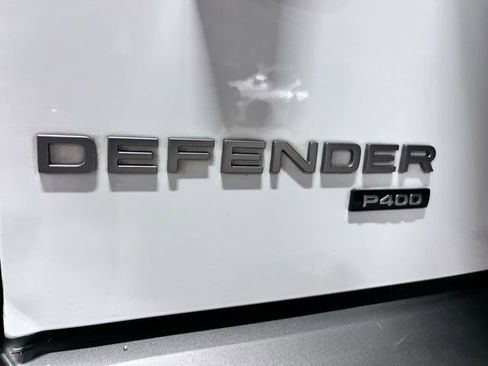 Used 2021 Land Rover Defender 110 X-Dynamic HSE AWD/4WD image 43