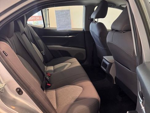 Used 2022 Toyota Camry LE w/ Convenience Package FWD image 30