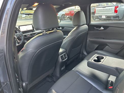 Used 2022 Kia Forte GT w/ GT Technology Package image 39