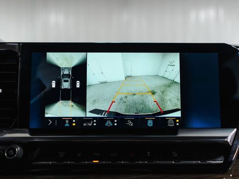 Used 2024 Chevrolet Silverado 2500 LT w/ Z71 Sport Edition image 17