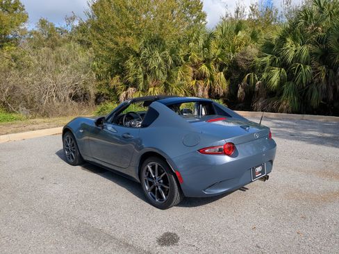 Used 2021 MAZDA MX-5 Miata RF Grand Touring image 6