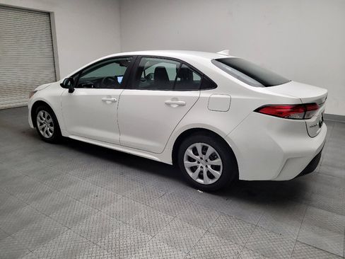 Used 2024 Toyota Corolla LE image 3