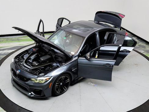 Used 2018 BMW M3 Base image 37