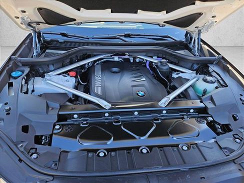 New 2026 BMW X5 xDrive40i w/ M Sport Package image 17
