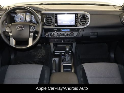 Used 2021 Toyota Tacoma TRD Off-Road image 13