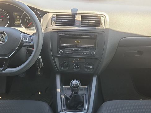Used 2015 Volkswagen Jetta S FWD image 26