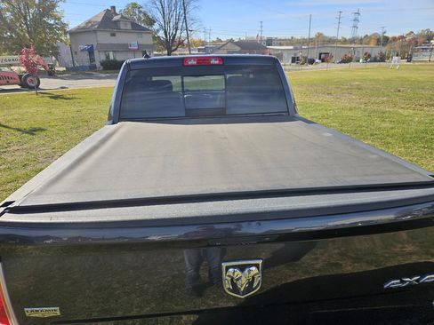 Used 2013 RAM 1500 Laramie w/ Convenience Group image 5