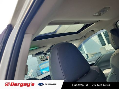 Certified 2024 Subaru Outback Onyx Edition AWD/4WD image 18