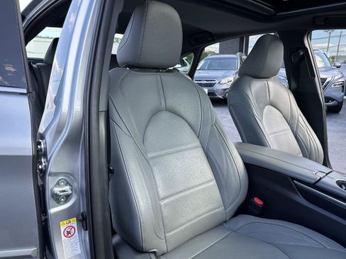 Used 2019 Toyota Avalon Limited w/ Advanced Safety Package FWD image 43