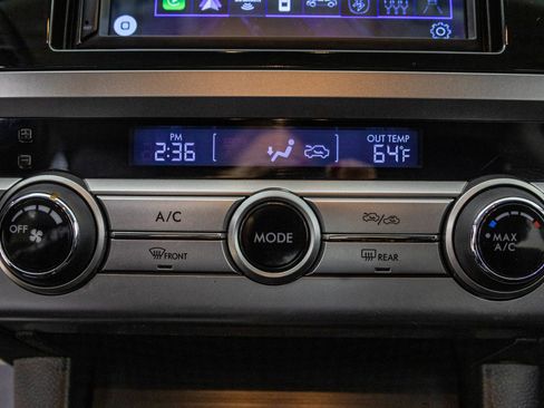 Used 2017 Subaru Legacy 2.5i image 24