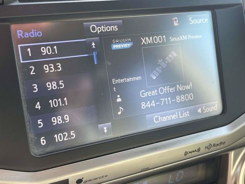 Used 2018 Toyota 4Runner Limited AWD/4WD image 27