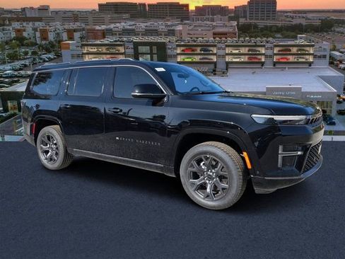 New 2026 Jeep Grand Wagoneer Limited w/ Premium Group II image 1