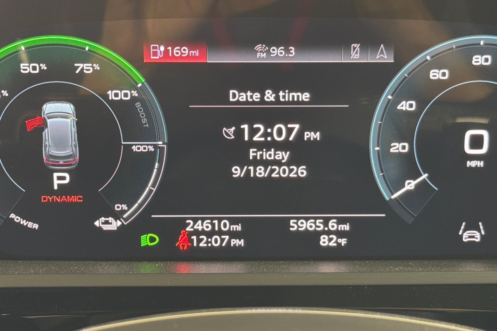 Used 2022 Audi e-tron S Premium Plus AWD/4WD image 24