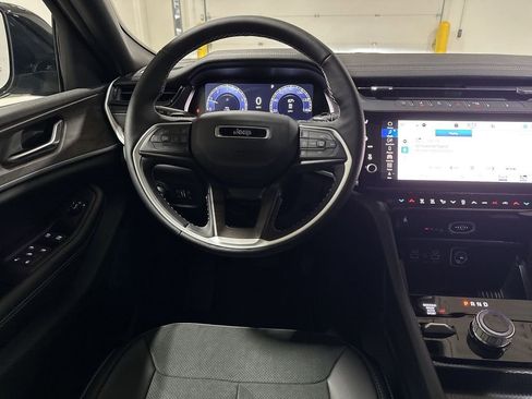 New 2026 Jeep Grand Cherokee L 4WD image 11