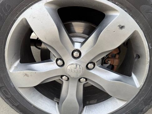 Used 2015 Jeep Grand Cherokee Summit image 12